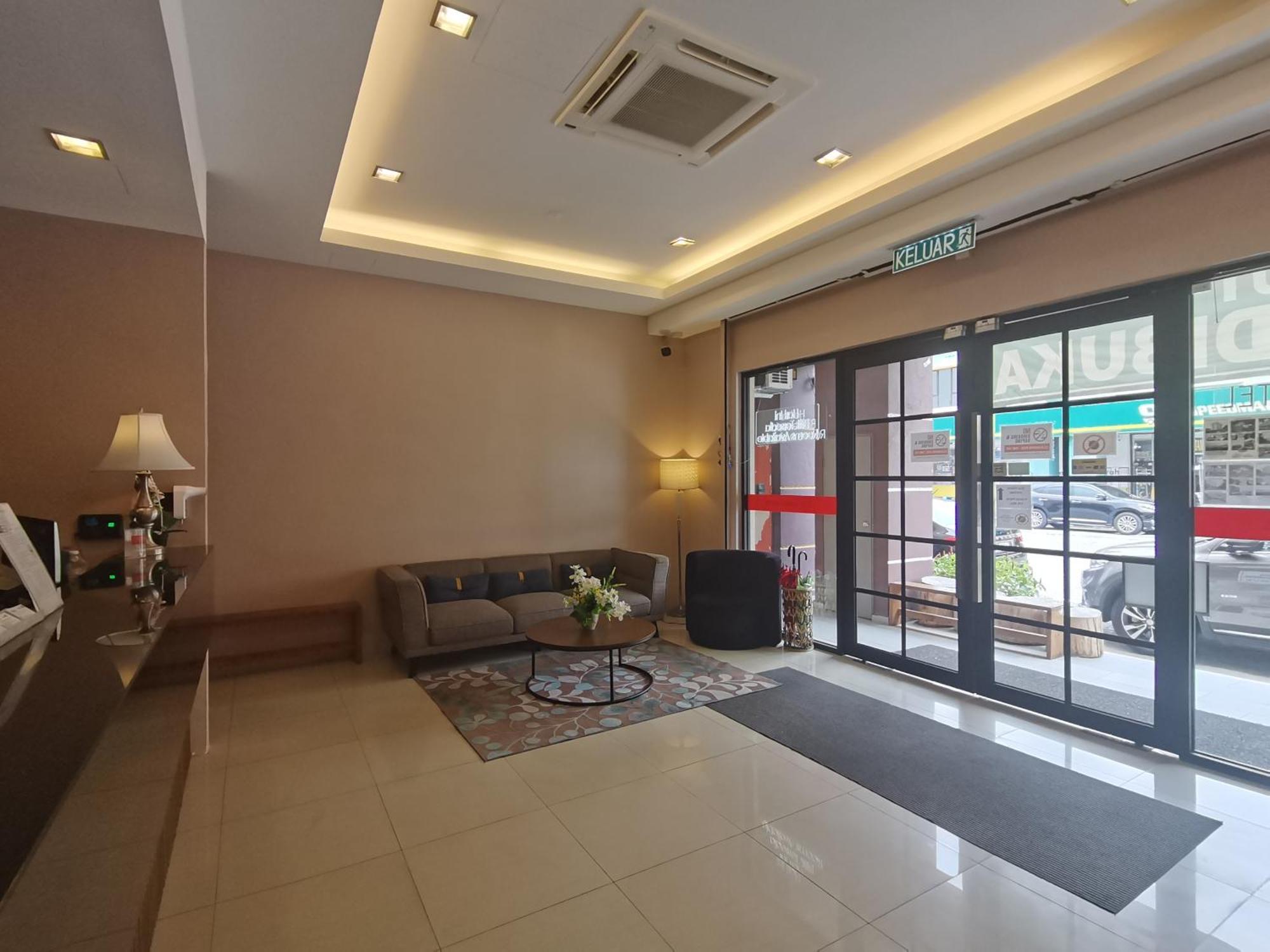 Lumut Hotel 2*