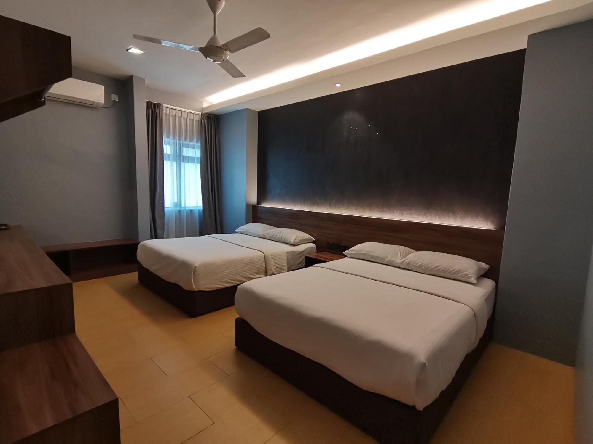Lumut Hotel